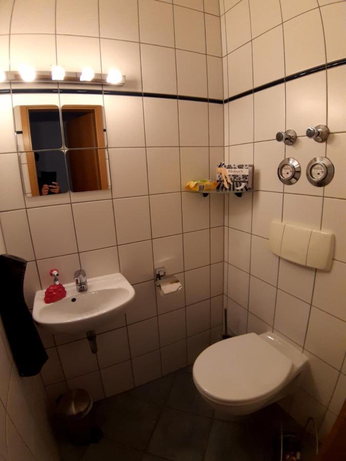 Twistesee Ferienwohnung Abádszalók ภายนอก รูปภาพ